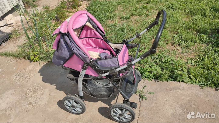 Коляска прогулочная 3 в 1