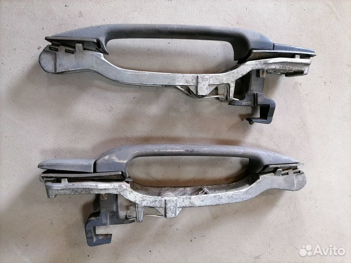 Ручка двери наружная зад. Mercedes 190 W201 1993