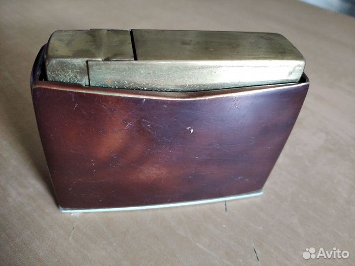 Старина(зажигалка и корпус из под часов)