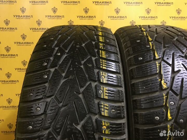 Nokian Tyres Hakkapeliitta 7 215/65 R16 102T