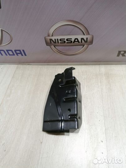 Рамка кузова Панель перед Телевизор Nissan almera