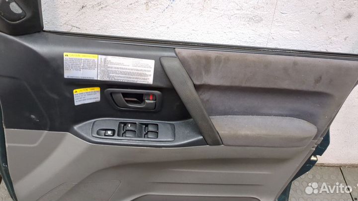 Дверь правая передняя Mitsubishi Pajero / Montero