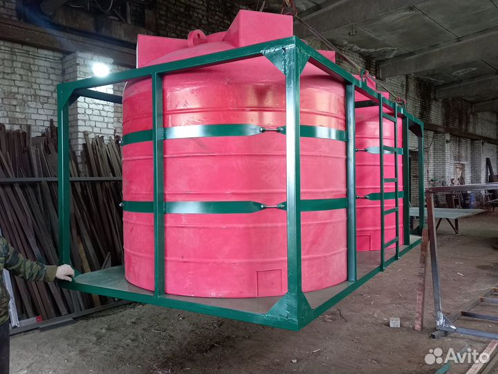 Емкость для перевозки воды. кас