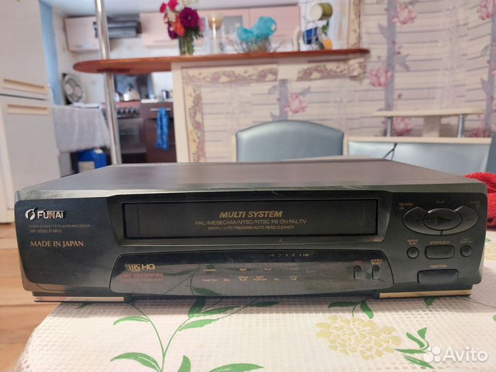 Видеомагнитофон