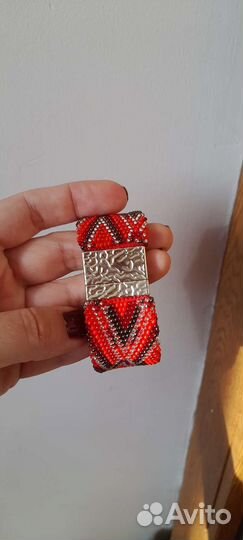 Браслет жгут из бисера