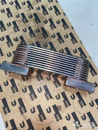 Маслоохладитель (теплообменник) Cummins KTA19 3804