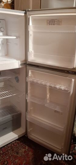 Холодильник Samsung,No frost