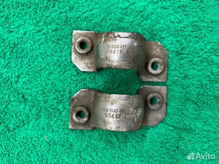 Кронштейн стабилизатора Skoda Rapid 1.6 2017