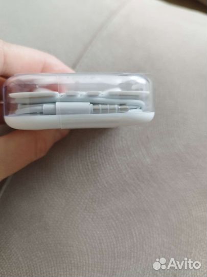 Наушники проводные