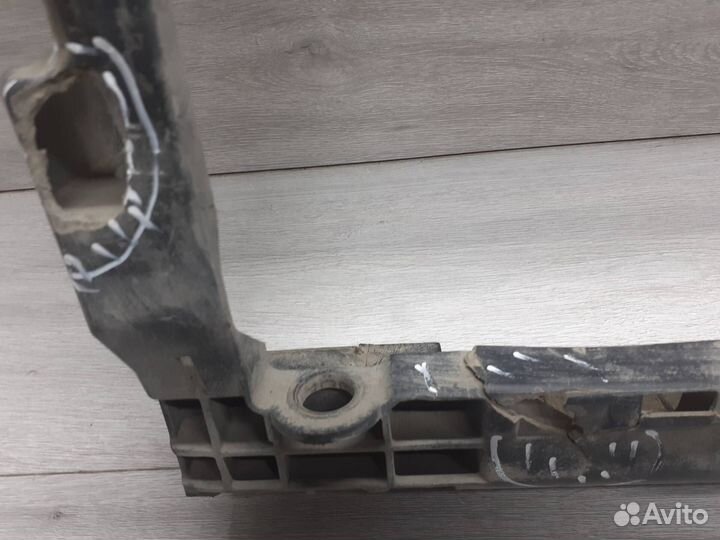 Панель передняя (телевизор) Mazda CX 7