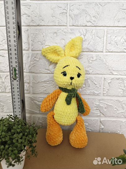 Заяц плюшевый. Ручная работа