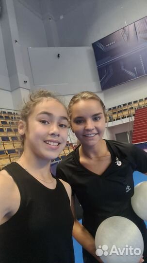 Тренер по художественной гимнастике