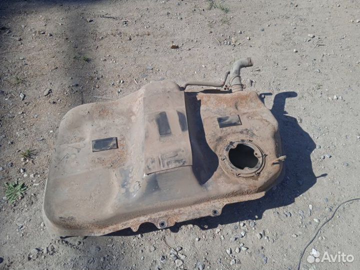 Бензобак Mitsubishi Lancer 10 4A91 2011