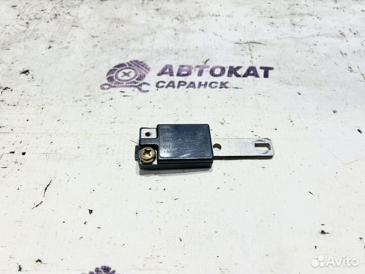 Реле антенны Mercedes W210