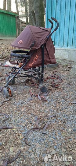 Прогулочная коляска трость