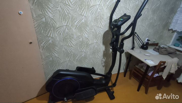 Эллиптический тренажер Evo Fitness Galaxy