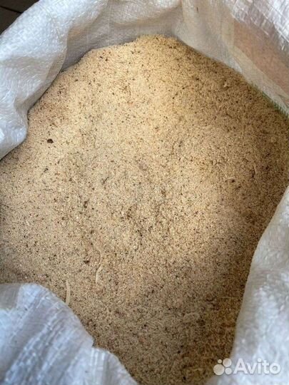 Опилки в мешках