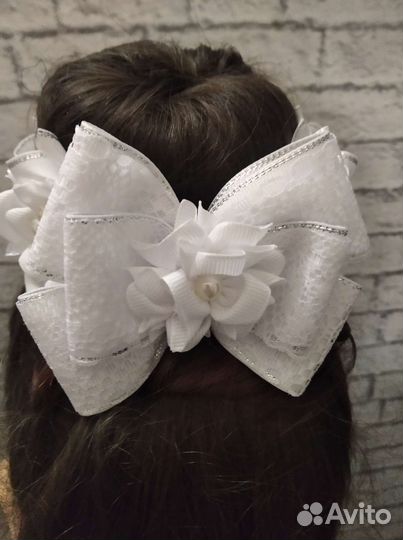 Бант-резинка на пучок