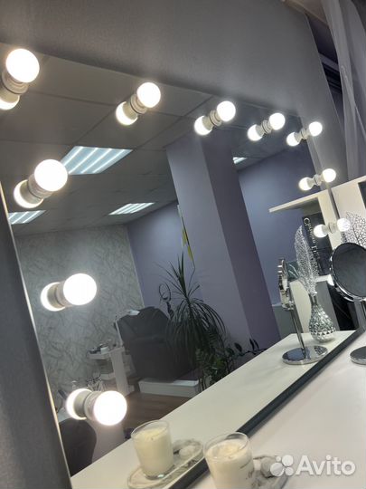 Гримерное зеркало с лампочками бу