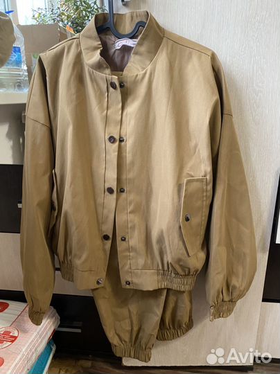 Костюм новый женский 42-44