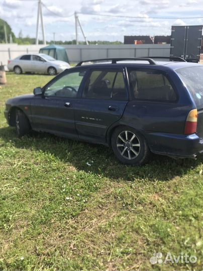 Mitsubishi Lancer 1.6 МТ, 1995, 200 000 км