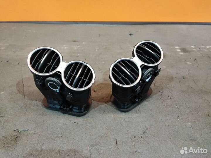 Дефлектор салона передний Volkswagen Tiguan 5N1