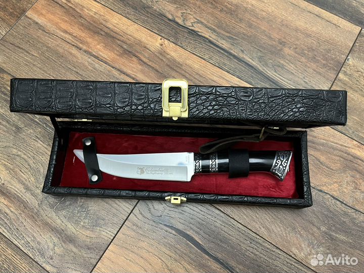 Подарочный набор в кейсе, нож