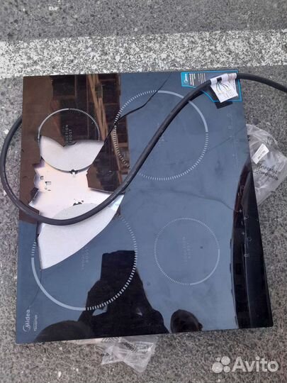 Индукционная плита Media (на запчасти)