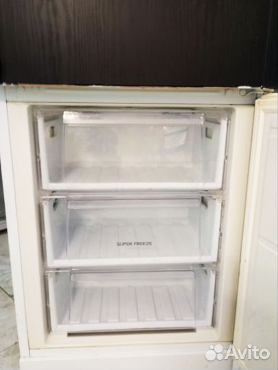 Hotpoint-Ariston (NoFrost ) HBD 1201 Гарантия