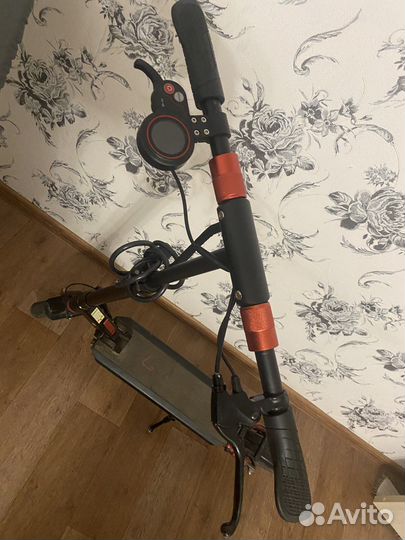 Электросамокат kugoo x1