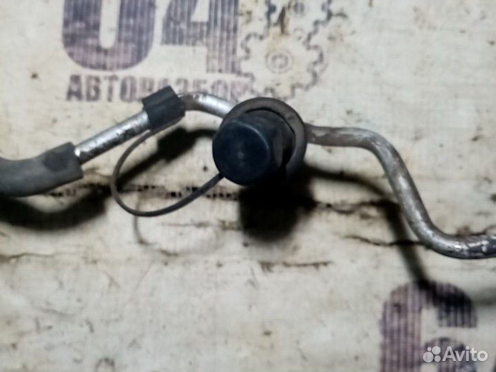 Трубка кондиционера заливная Mitsubishi Carisma