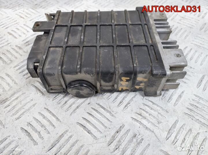 Блок эбу Volkswagen Passat B3 443907403 Бензин