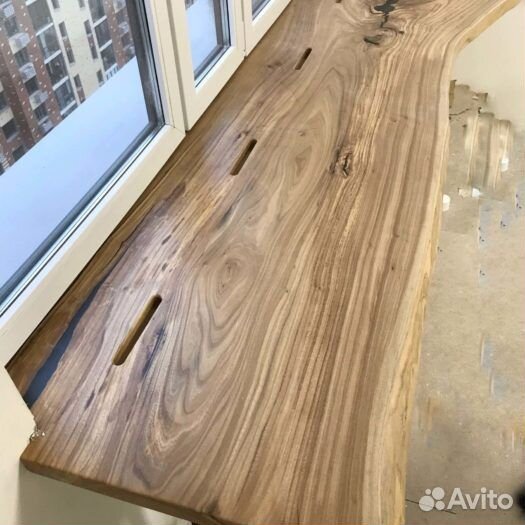 Деревянный подоконник