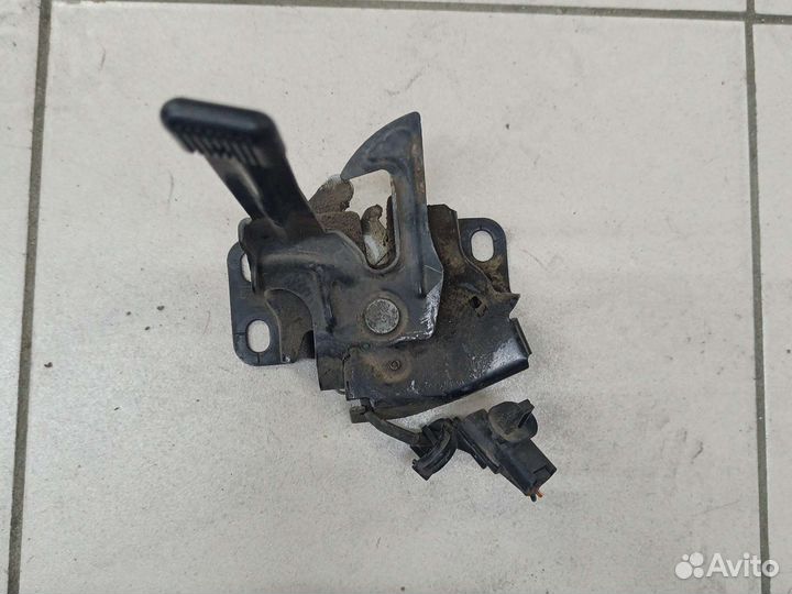 Замок капота Honda Civic 4D 2006-2012