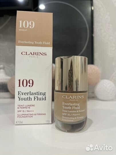 Clarins everlasting youth fluid тональный флюид
