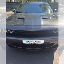 Dodge Challenger 3.6 AT, 2020, 77 000 км, с пробегом, цена 3 850 000 руб.