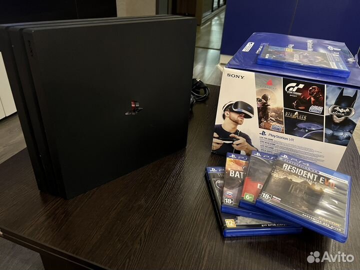 Sony playstation 4 PS4 pro 1tb с играми + VR