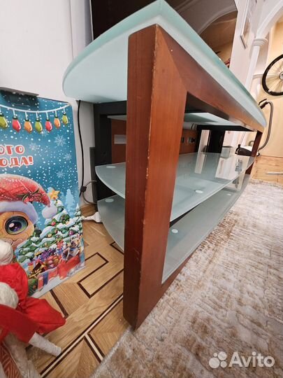 Полка под телевизор напольная со стеклом