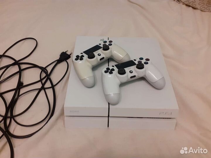 Sony PS4 500гб лимитированая белая