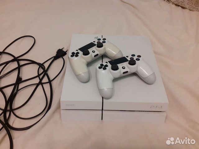 Sony PS4 500гб лимитированая белая