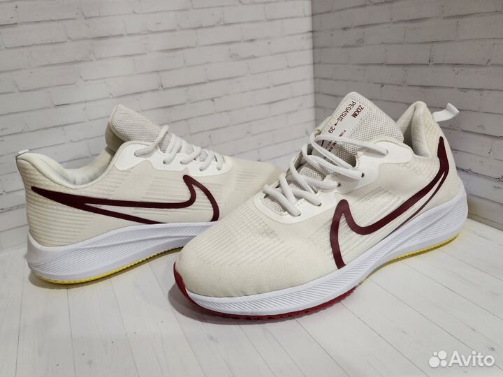 Кроссовки мужские Nike 44-45р новые