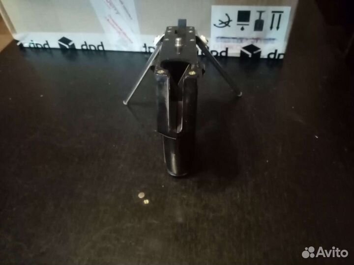 Подставка для видеокамеры электронника