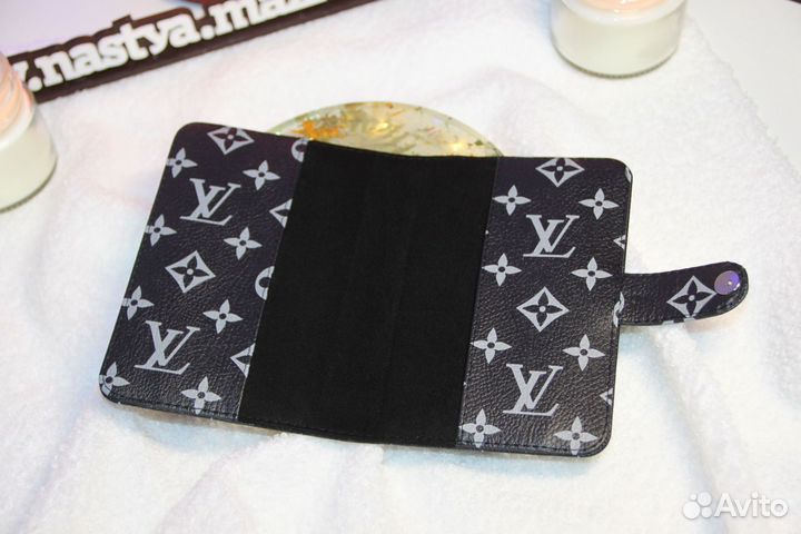 Обложка на паспорт черный louis vuitton (handmade)