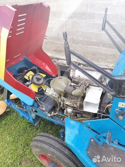 Мини-трактор КУРГАНМАШЗАВОД КМЗ-012, 1996