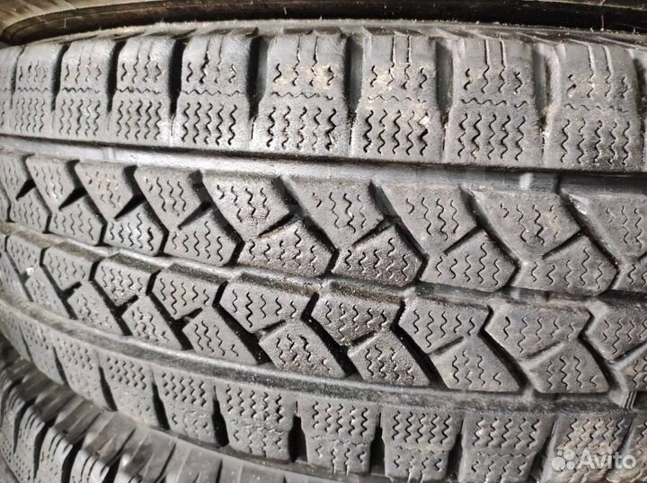 Bridgestone Blizzak VL1 195/80 R15