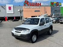 Chevrolet Niva 1.7 MT, 2015, 111 392 км, с пробегом, цена 720 700 руб.