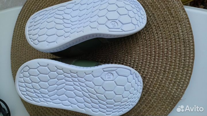 Кроссовки детские 26 размер