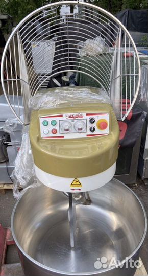 Тестомес спиральный Sottoriva Twist90 135л