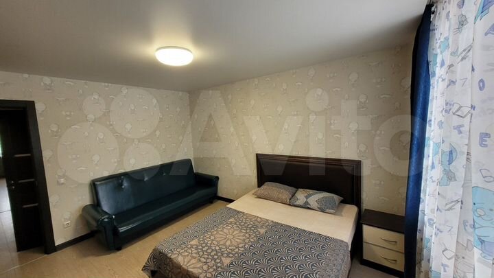 2-к. квартира, 90 м², 8/14 эт.