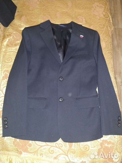 Школьный костюм